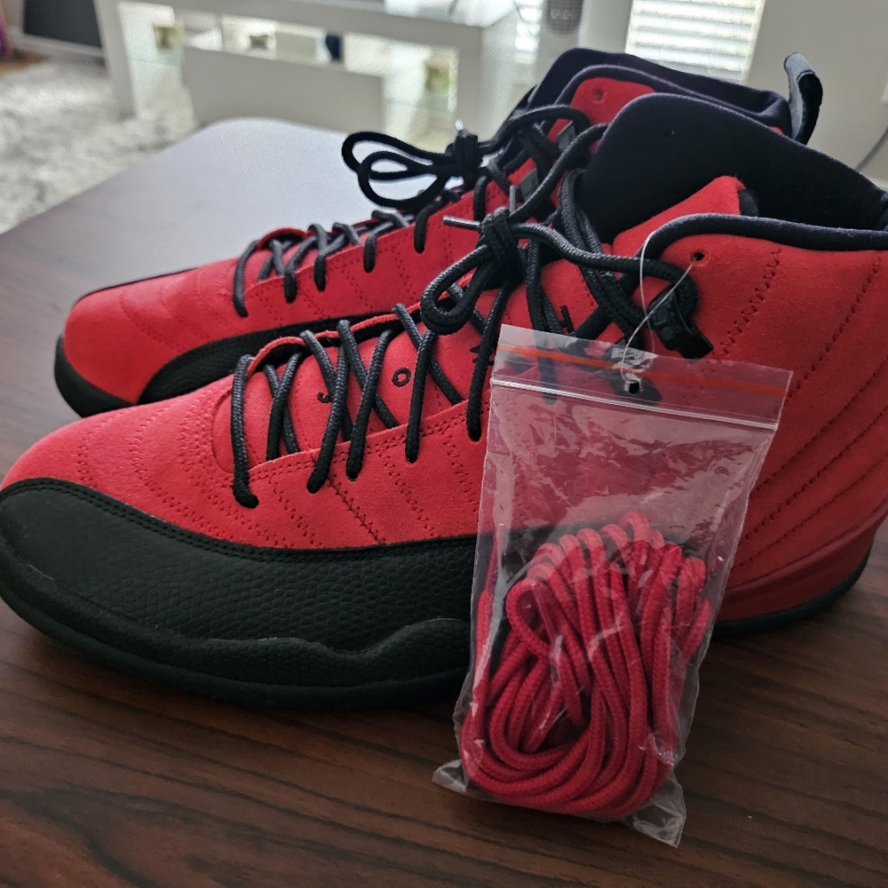 Jordan 12s (No box) New Size 11 Men's